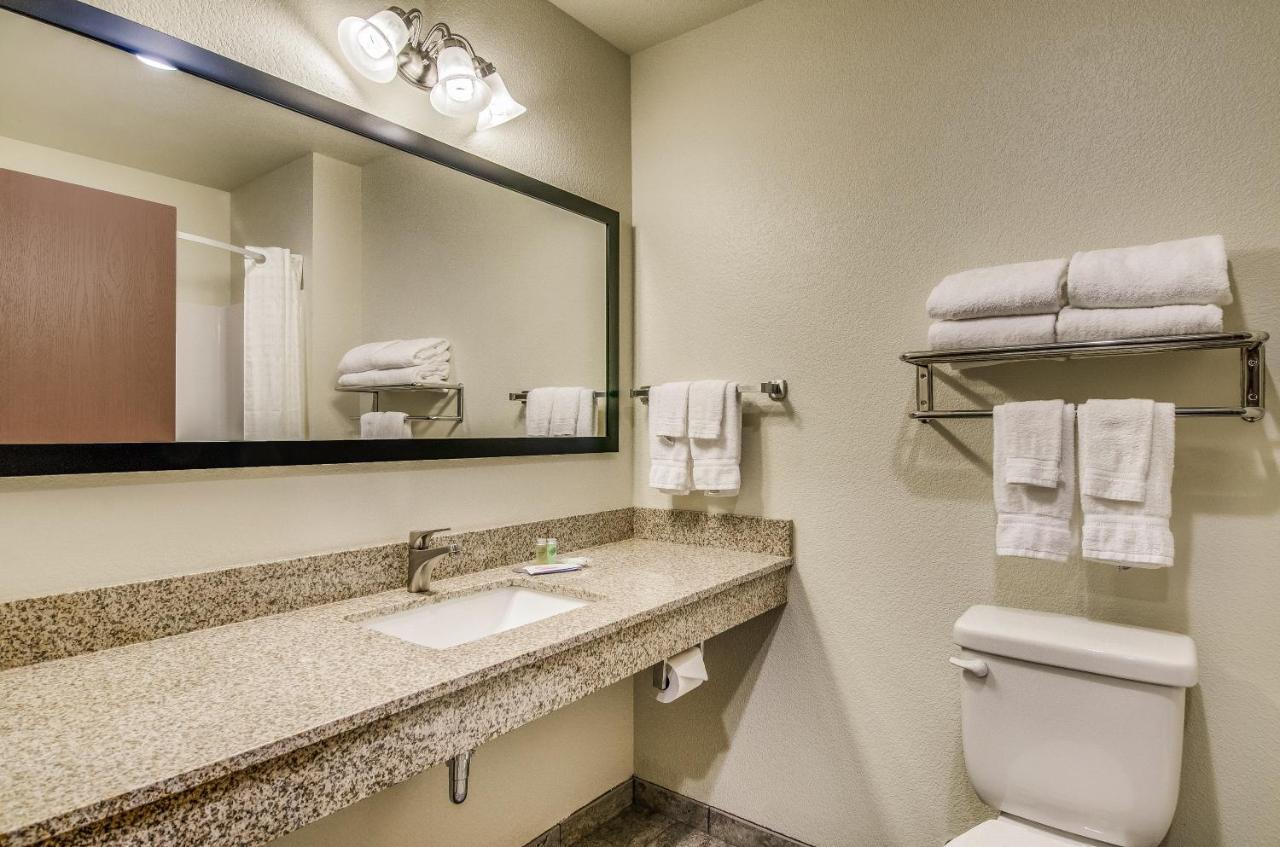 Cobblestone Inn & Suites - Bridgeport 외부 사진