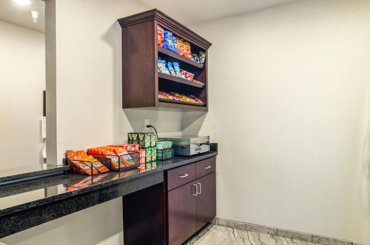 Cobblestone Inn & Suites - Bridgeport 외부 사진